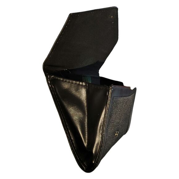 Textured Black Maxi Clutch 1970s Vintage Mr. Ralph Fold Over Snap Closure Bag - Picture 5 of 7